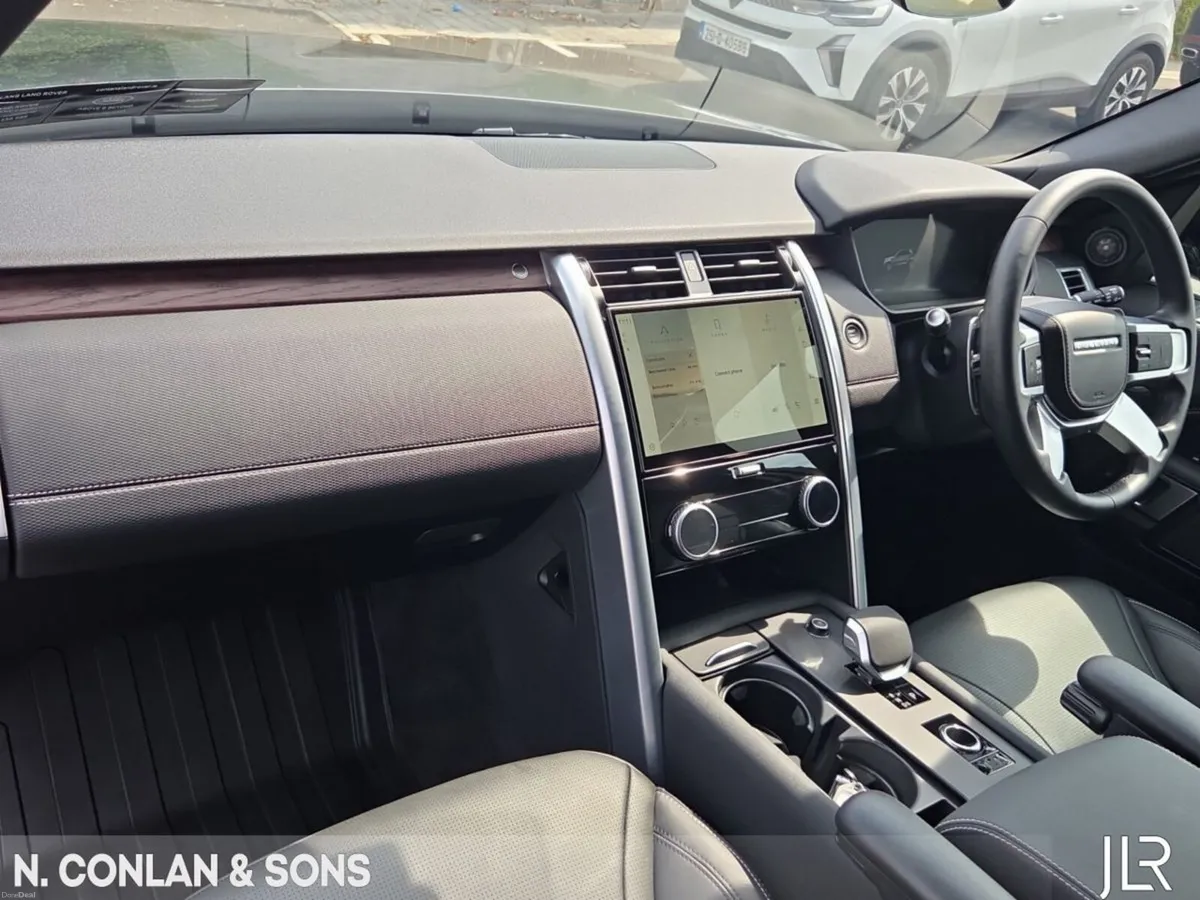Land Rover Discovery 3.0D DYNAMIC SE COMMERCIAL (P - Image 4