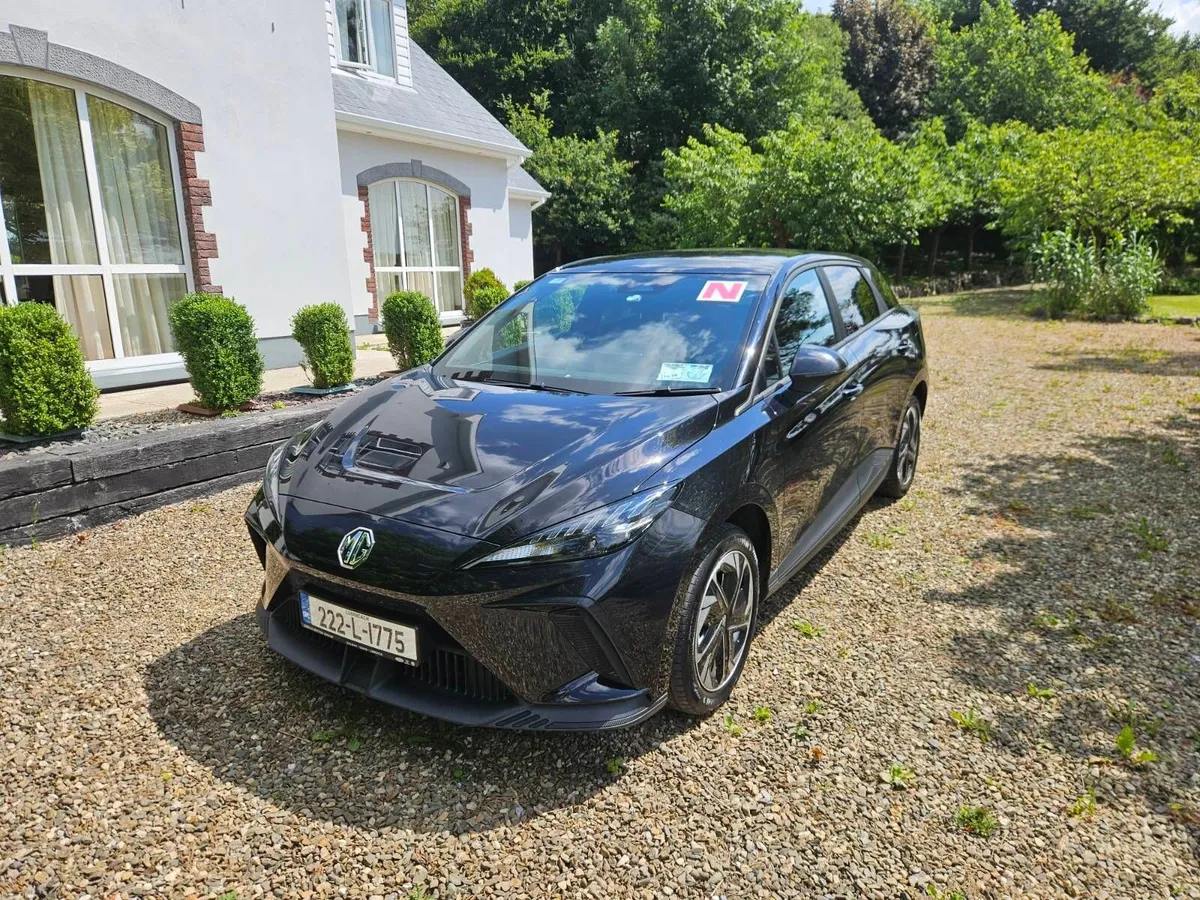 2022 MG4 SR Excite 51kWh EV - Image 2