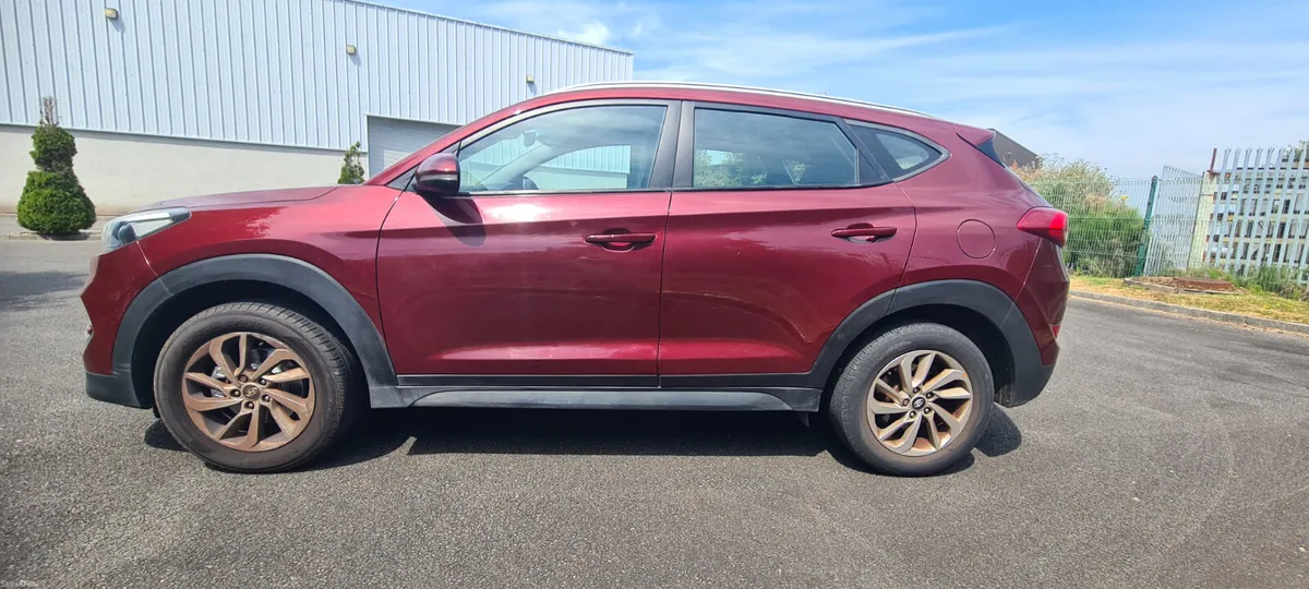 Hyundai Tucson 2015 - Image 2