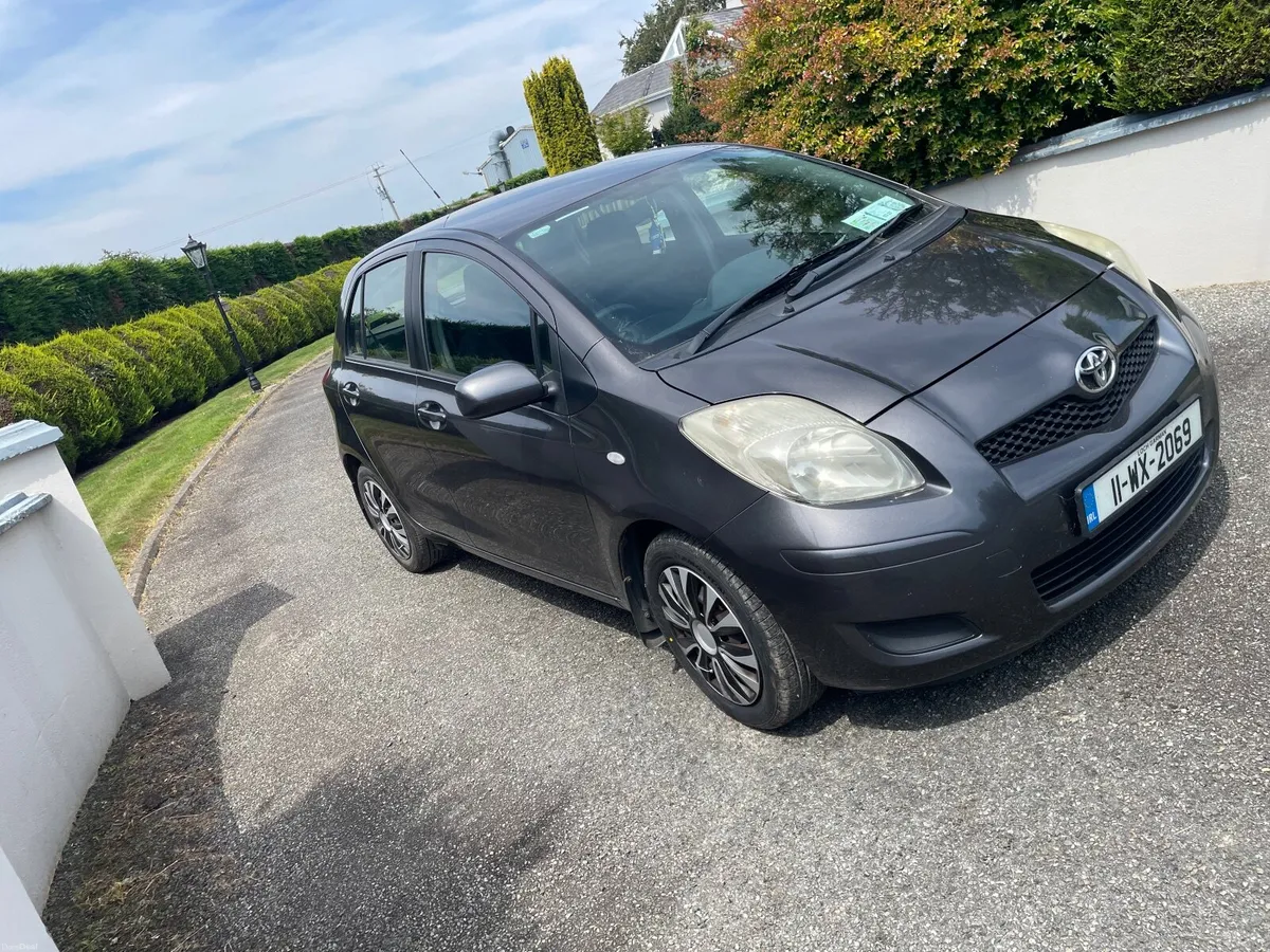 11 Toyota Yaris 1.3 automatic nct 9/27 - Image 4