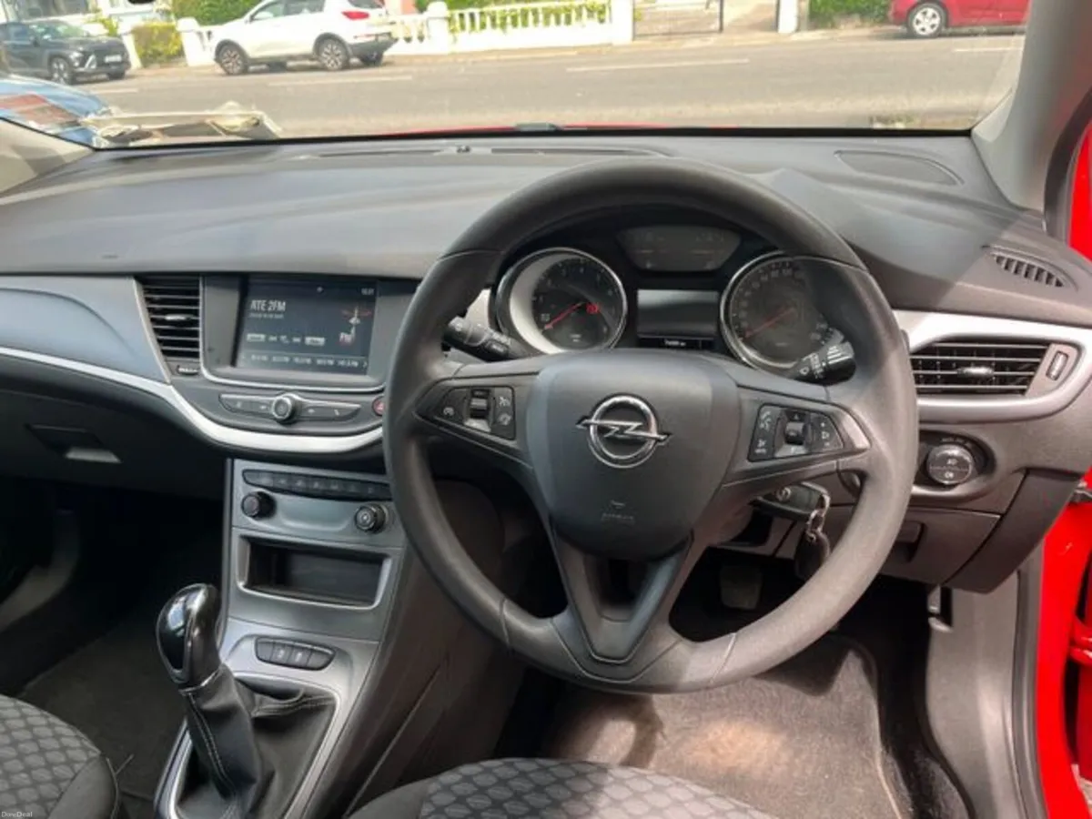 Opel Astra SC 1.0I Turbo 105PS 5DR - Image 6