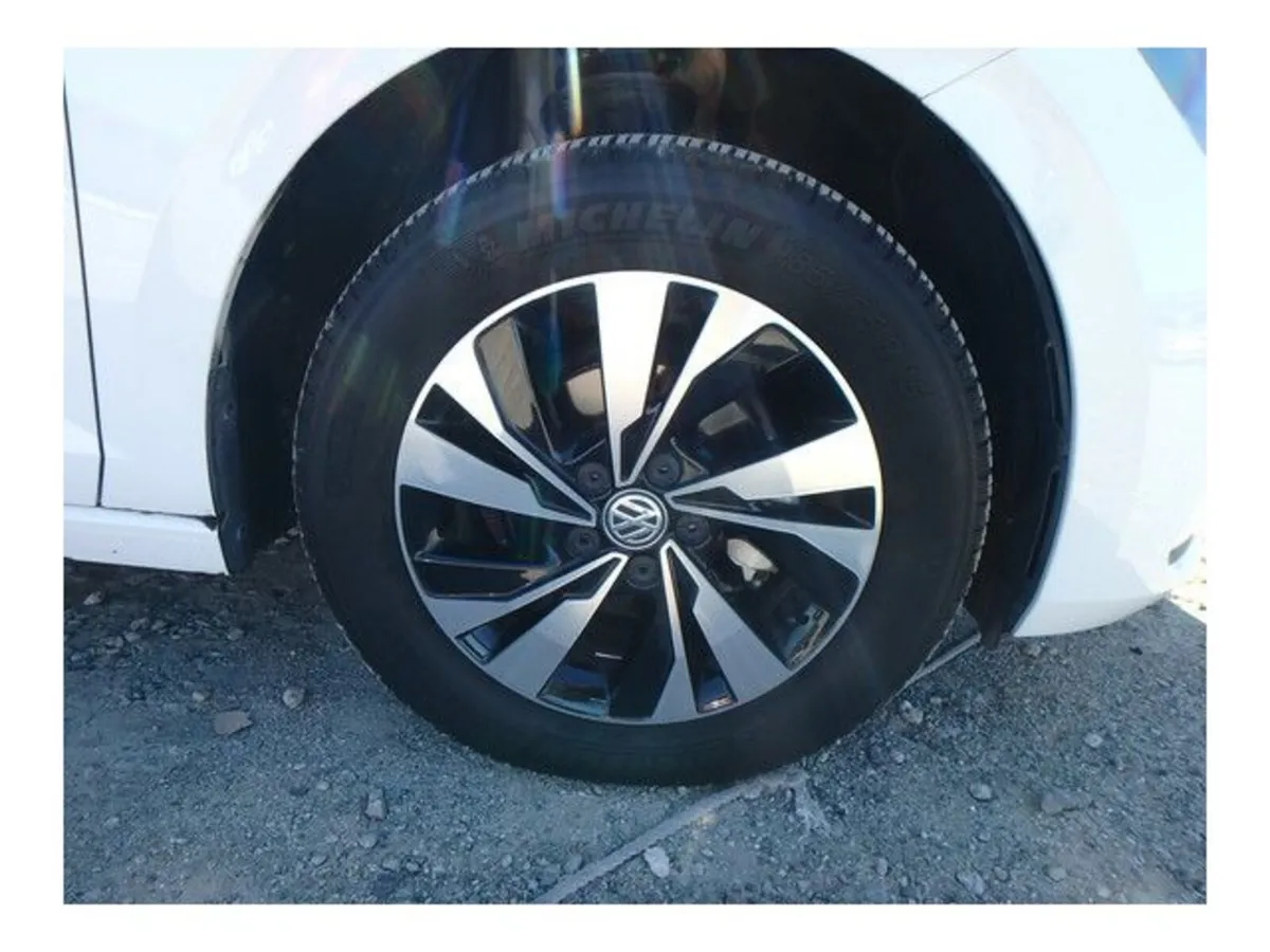 Volkswagen Polo 1.0 TSI COMFORT LINE, Automatic, L - Image 6