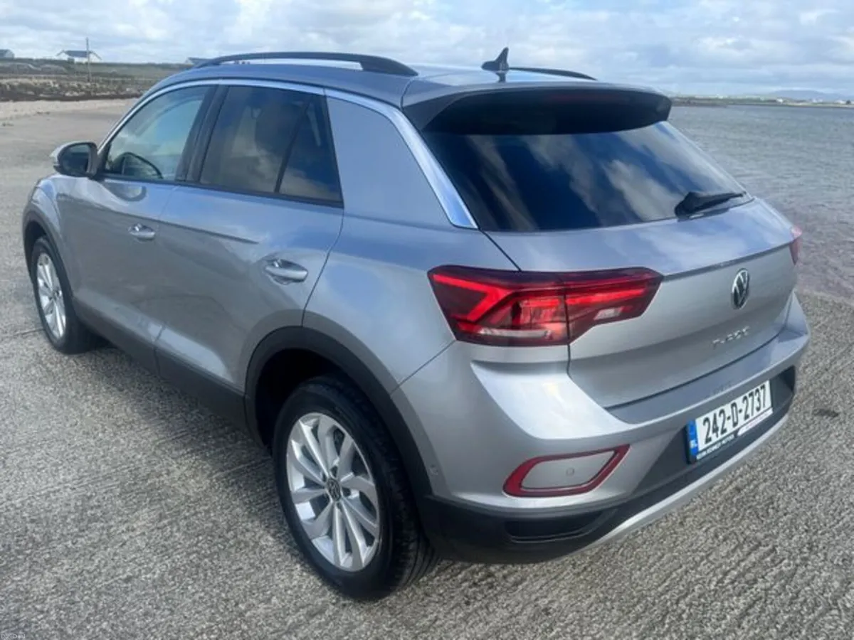 Volkswagen T-Roc Spec ED 2.0tdi M6F 116HP - Image 6