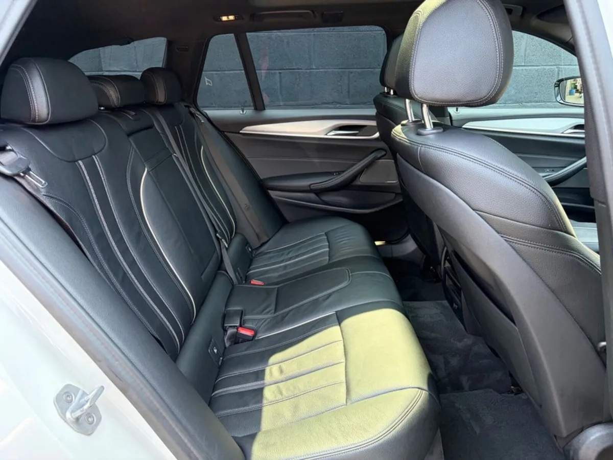 BMW 5-Series 520D G31 MSPORT 5DR AUTO - Image 4