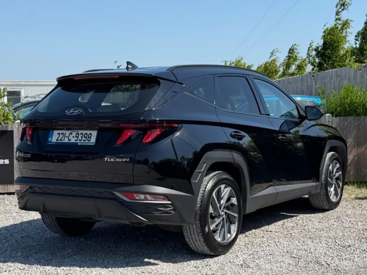Hyundai Tucson Executive 5DR 14 Months Hyundai War - Image 6