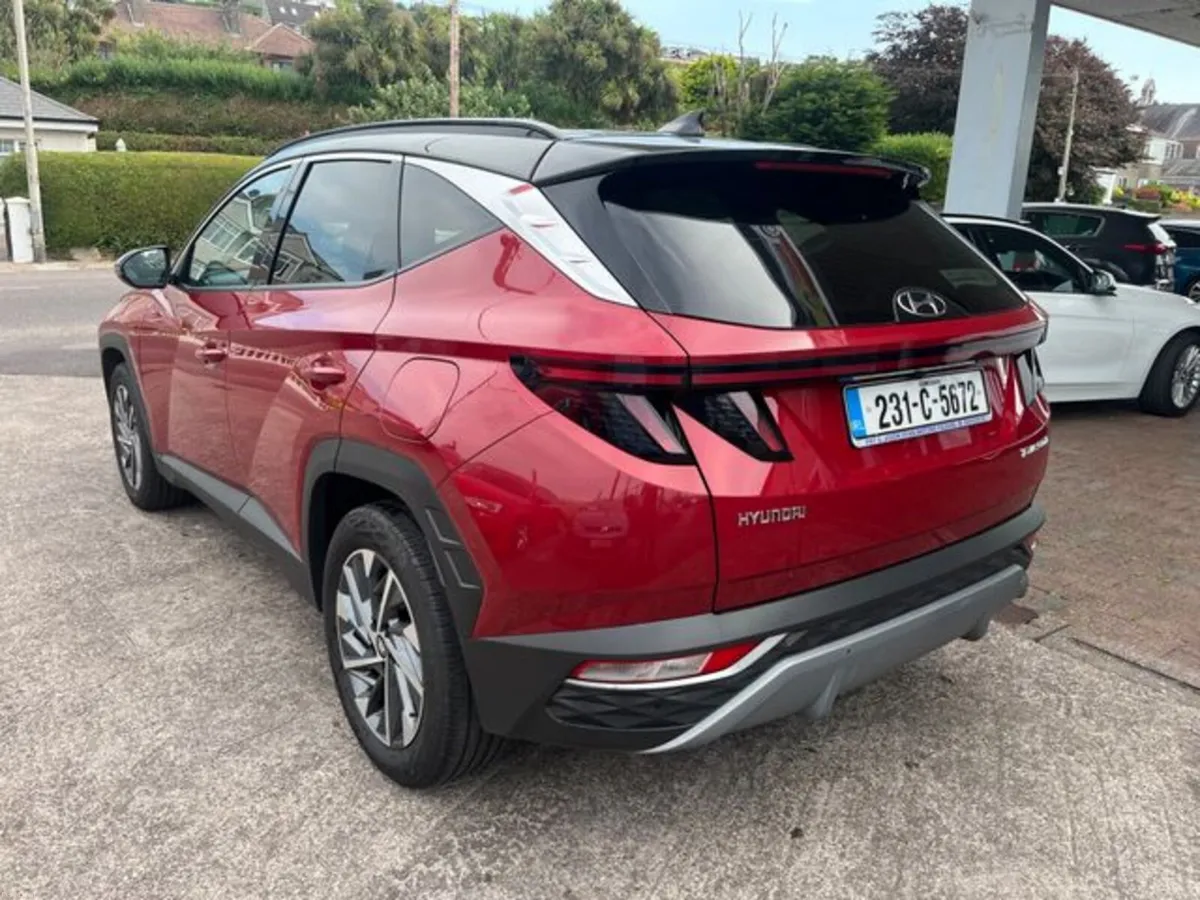 Hyundai Tucson ix35 Executive Plus 5DR - Image 4