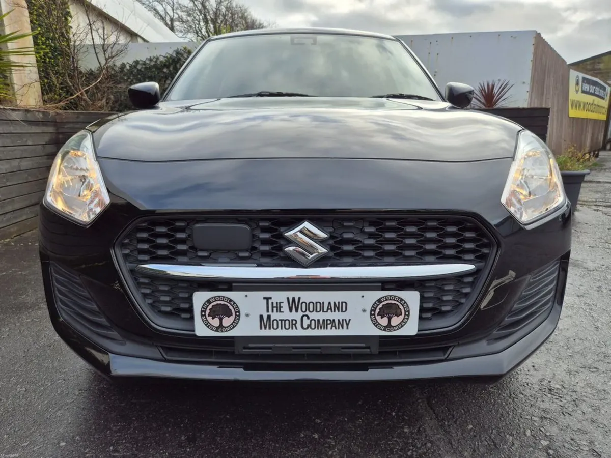 Suzuki Swift 1.25 PETROL AUTO / TAX €200 REF: JPN1 - Image 4
