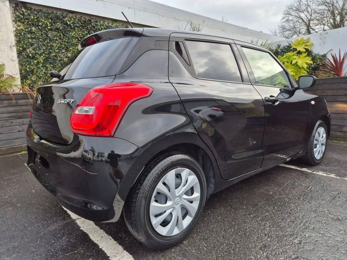 Suzuki Swift 1.25 PETROL AUTO / TAX €200 REF: JPN1 - Image 5