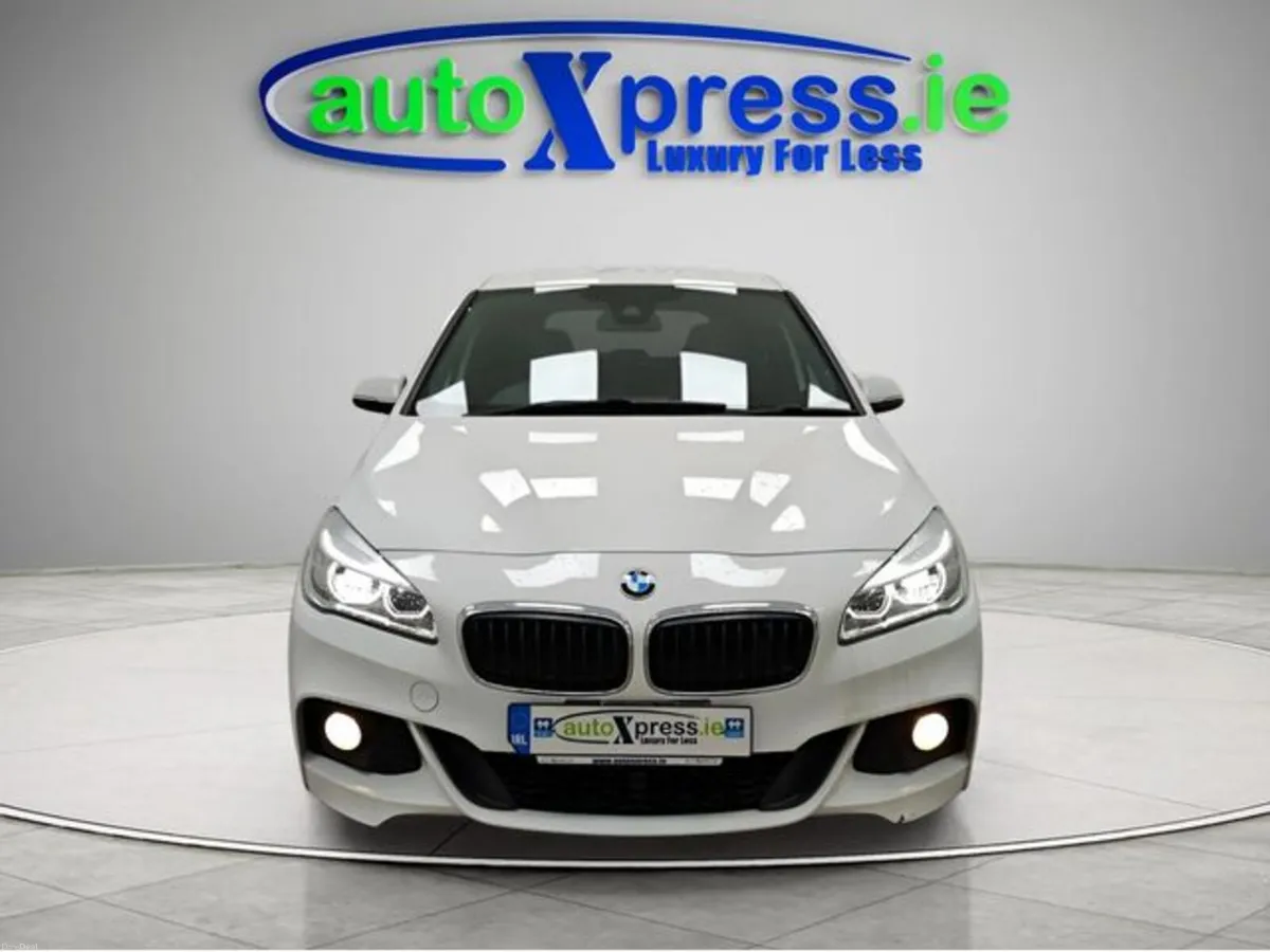 BMW 2-Series 2.0D M SPORT Automatic, Reversing cam - Image 5