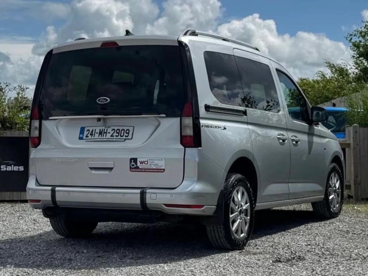 Ford Tourneo Connect 2.0D Freedom Titianium 5DR - Image 6