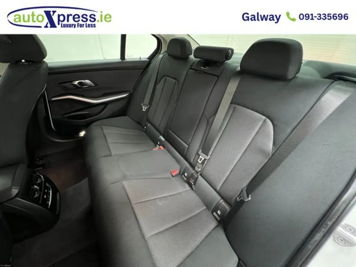 BMW 3-Series 320D xDrive Automatic. - Image 4