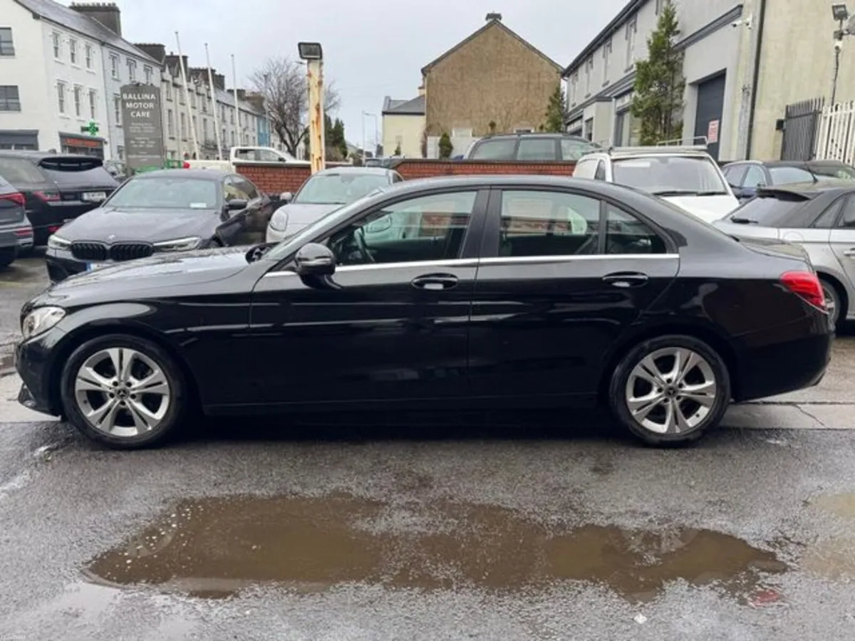 Mercedes-Benz C-Class C220 D SE Executive Edition - Image 6