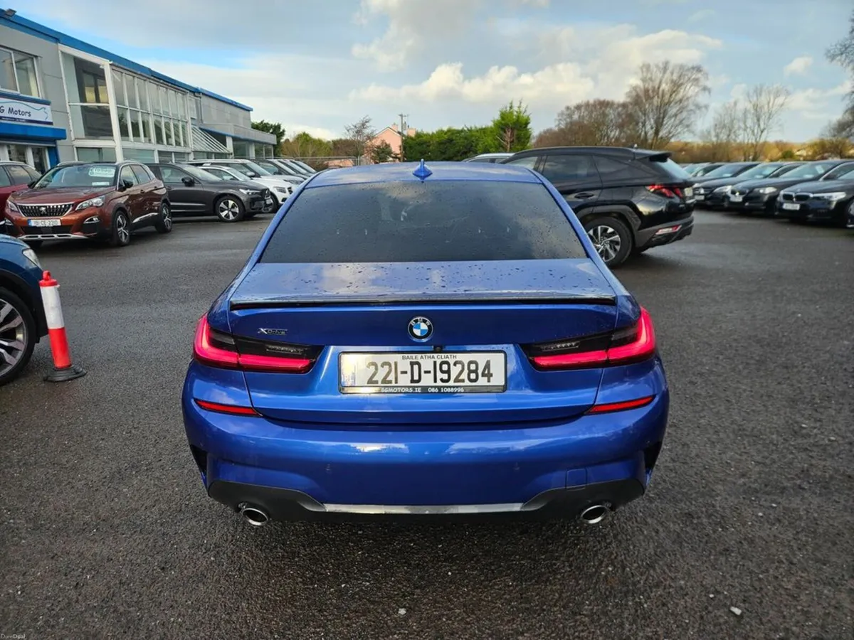 BMW 3-Series 320d Xdrive M Sport 3SMM 4DR Auto - Image 5