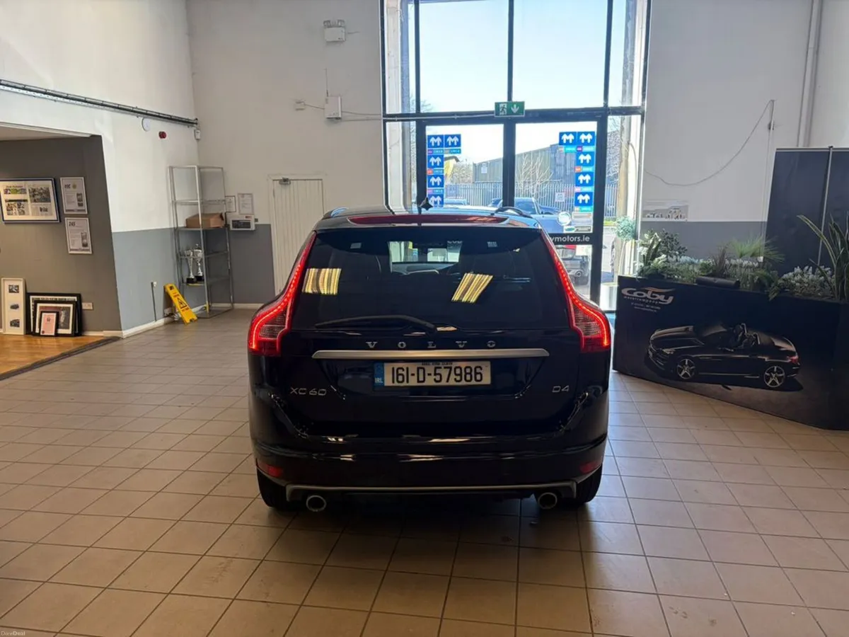 Volvo XC60 2.0 D4 R-design NAV 190BHP 5DR AUTO. Ne - Image 5
