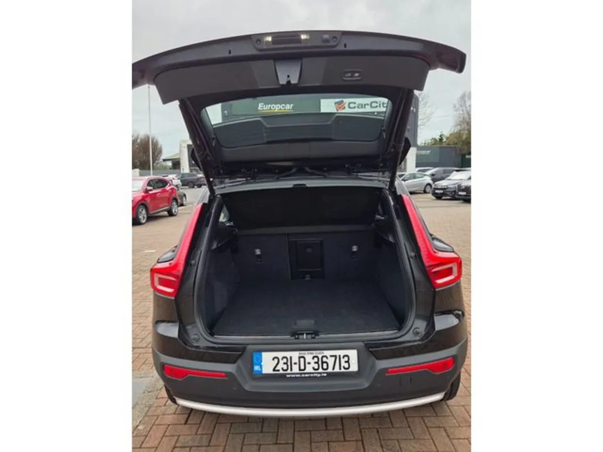 Volvo XC40 Phev T4 Plus Bright 5DR Auto - Image 6