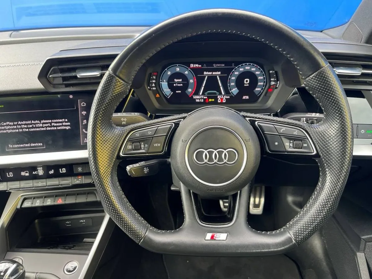 Audi A3 2.0TDI S-LINE // APPLE CARPLAY // FULL MAI - Image 4