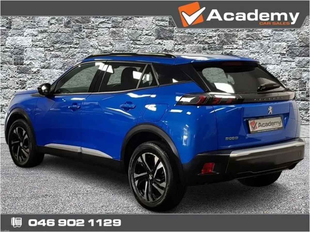 Peugeot 2008 Allure 1.2 100BHP 4DR**SUPER SPEC** - Image 3