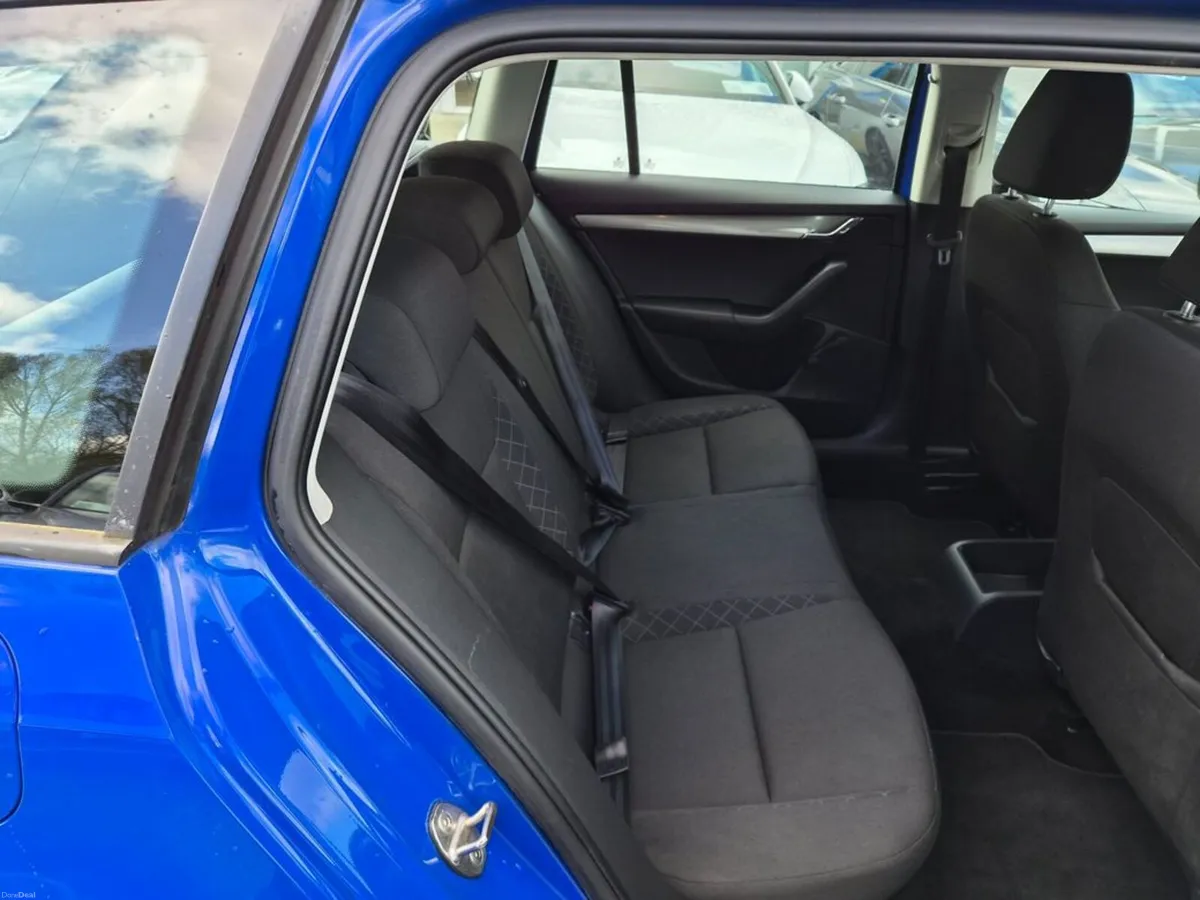 Skoda Octavia Combi 1.2 TSI 86HP 4DR - Image 5