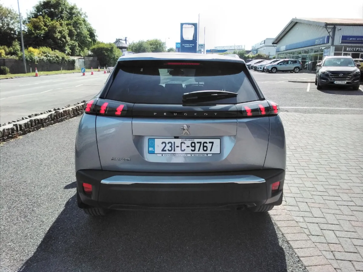 Peugeot 2008 1.2 Puretech 100bhp Allure - Image 5