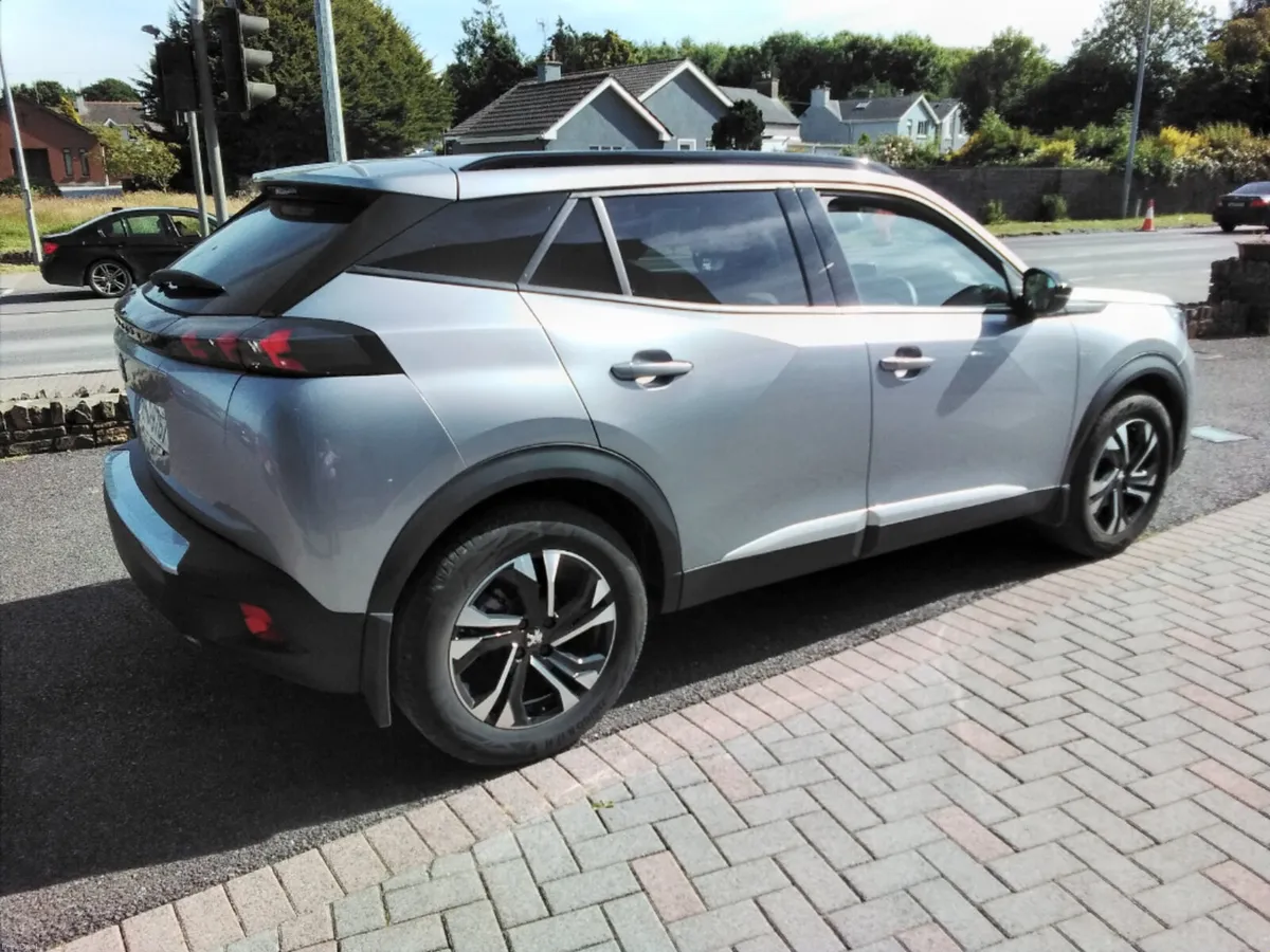Peugeot 2008 1.2 Puretech 100bhp Allure - Image 6