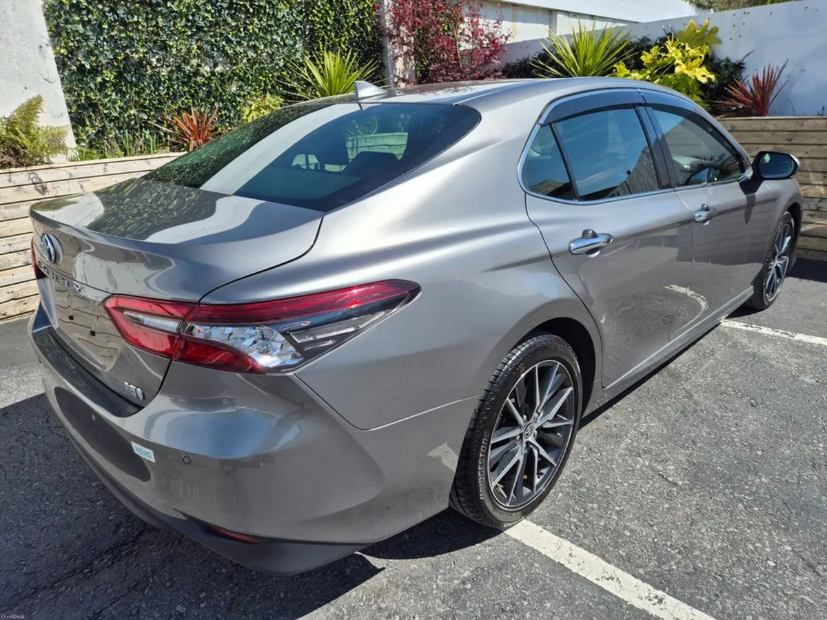 Toyota Camry 2.5 HYBRID / SOL G-PACK HIGH SPEC / L - Image 6