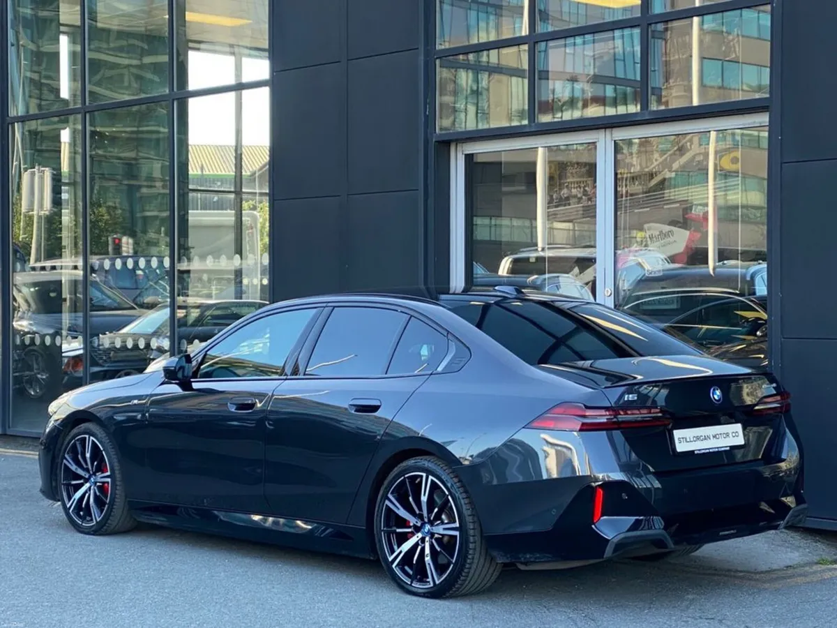 BMW i5 40e M-Sport Pro Auto EV - Image 5