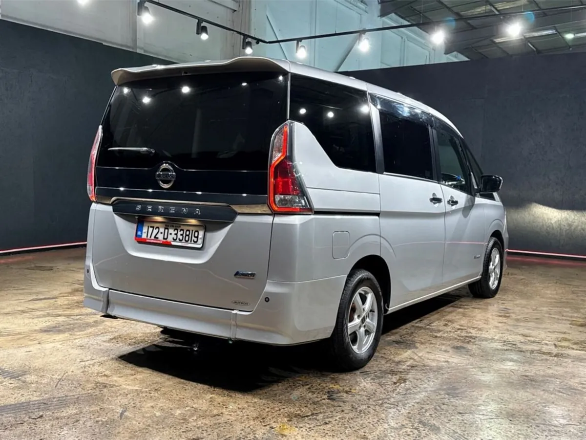 Nissan Serena AUTOMATIC 2.0L HYBRID - WHEELCHAIR A - Image 4