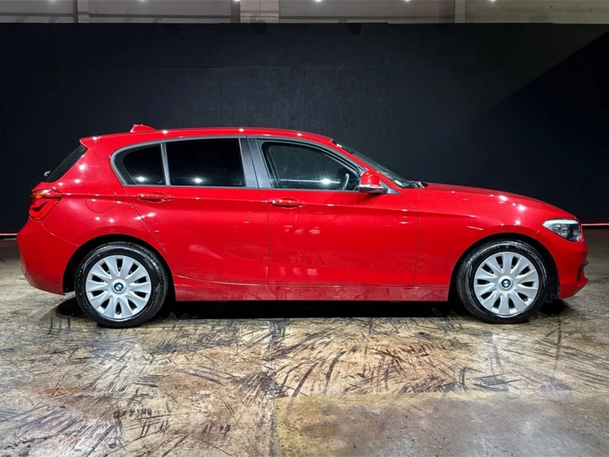 BMW 1-Series 1.5 118i AUTOMATIC - REVERSE CAMERA - Image 2