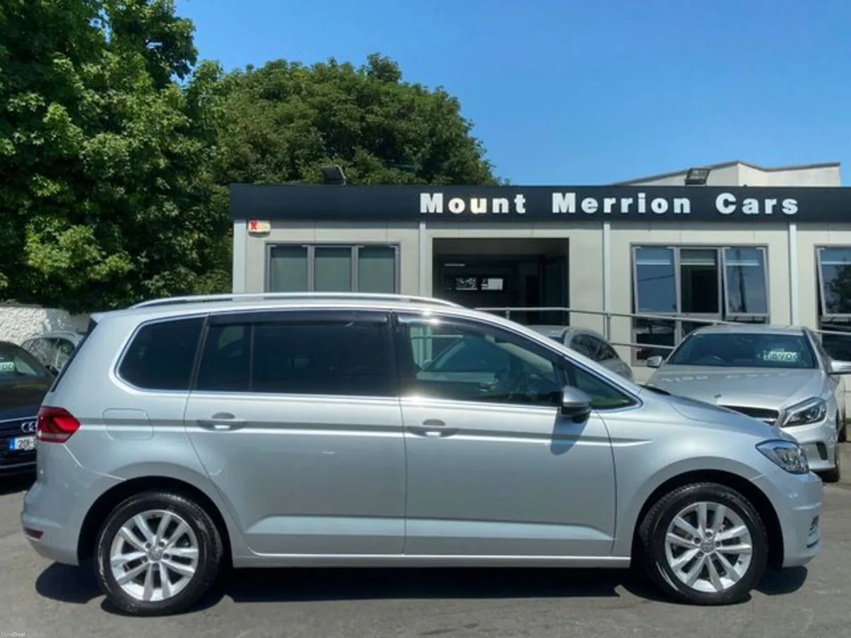 Volkswagen Touran Auto Comfortline 7 Seats - Image 4