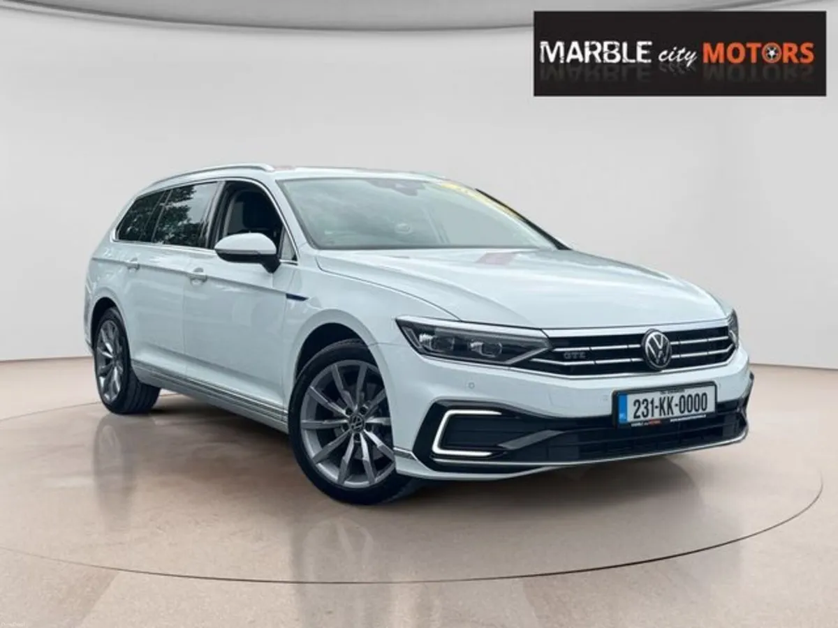 Volkswagen Passat GTE ADVANCE DSG - Image 1