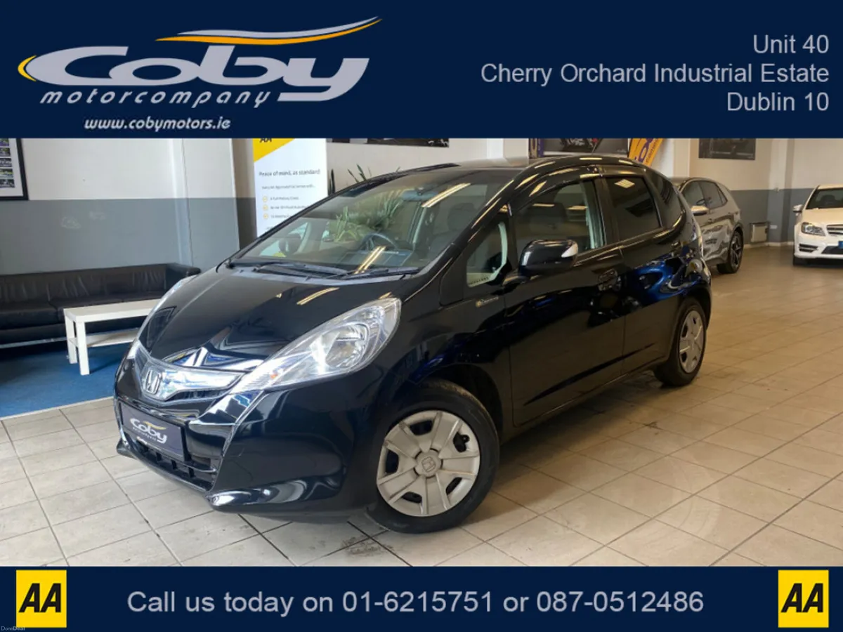 Honda Fit 1.3 HYBRID 5DR AUTO. Immaculate Car with - Image 5