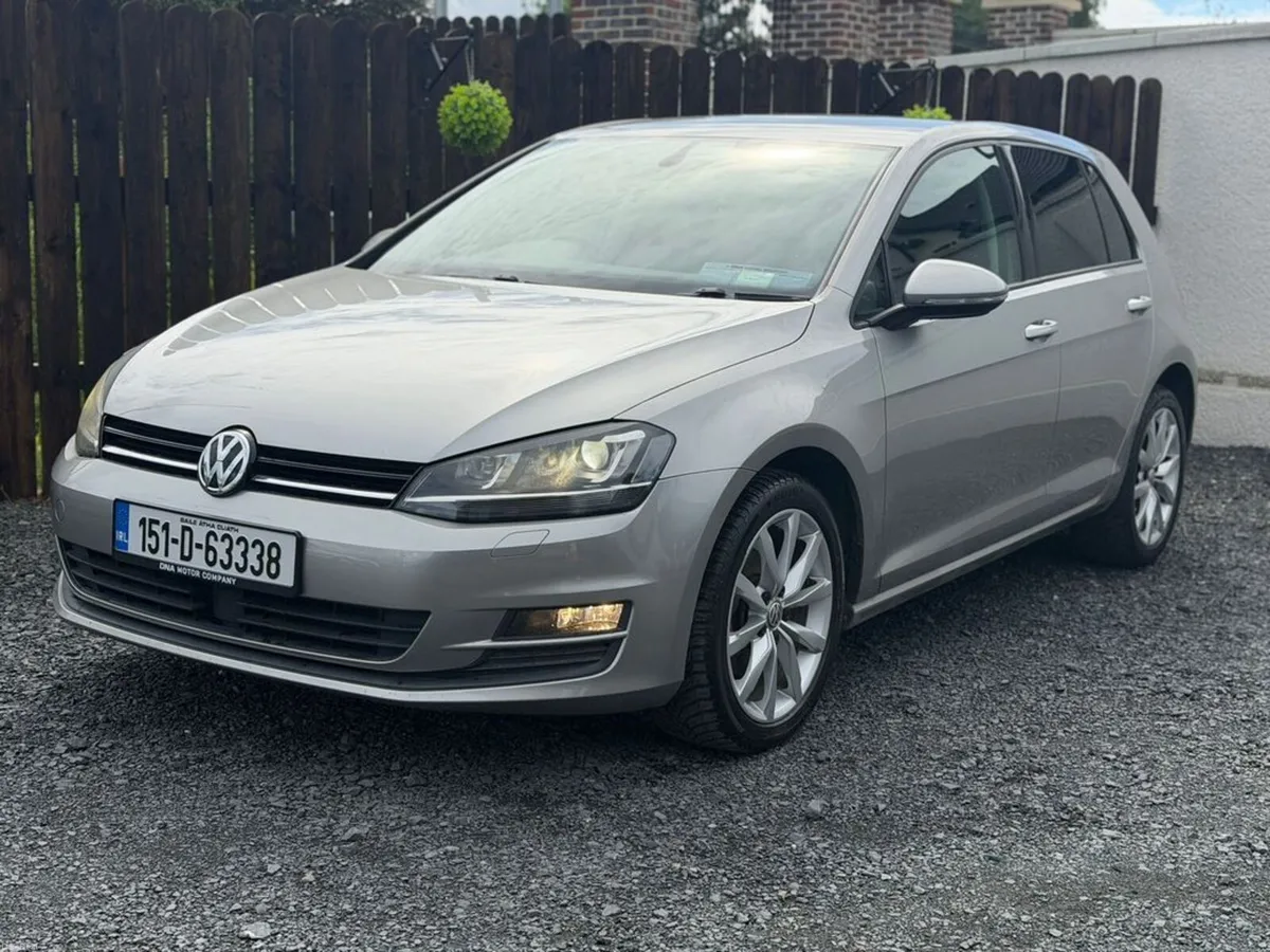 Volkswagen Golf AUTO -LOW KM - Image 3