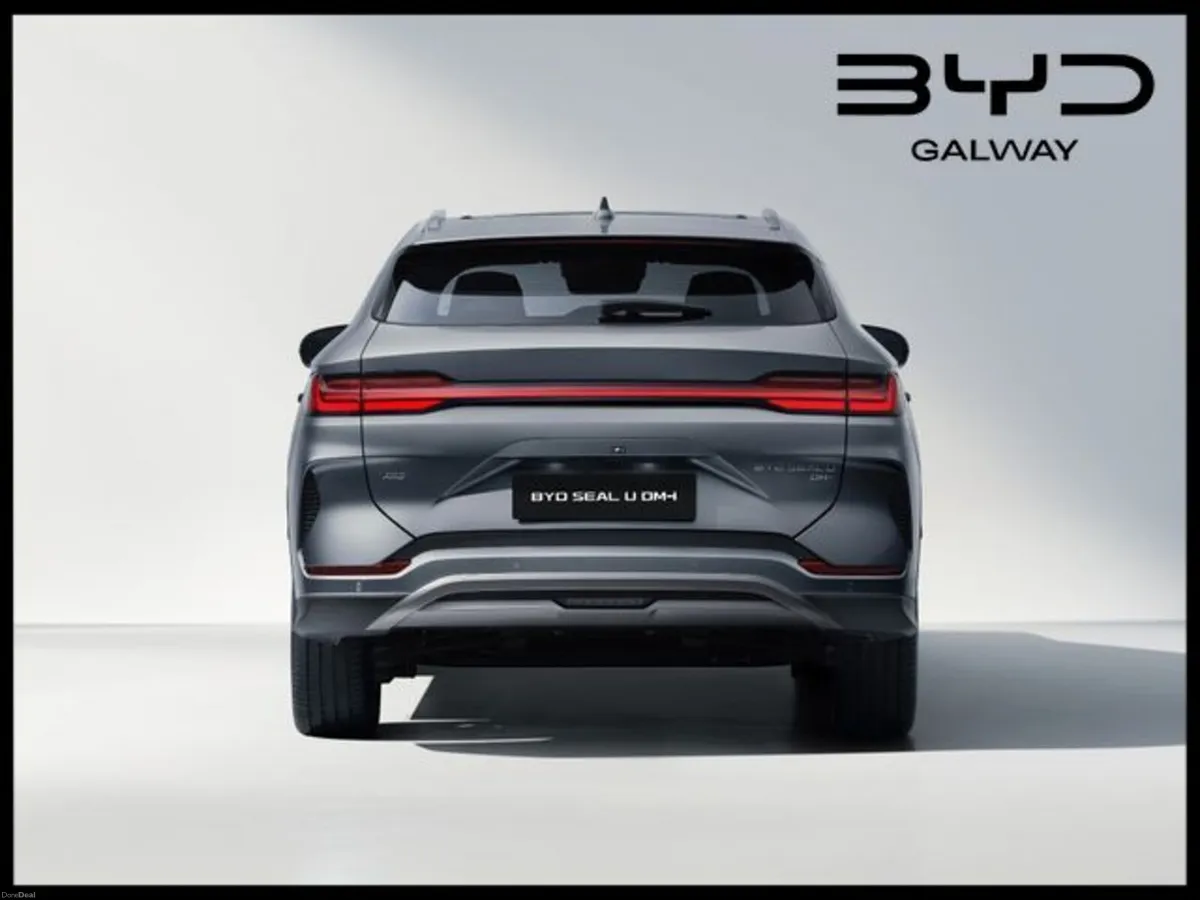 BYD SEAL U DM-i Boost 18.8kWh **80km EV Range** - Image 4