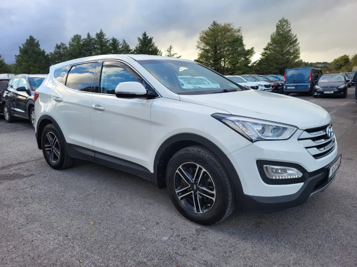 Hyundai Santa Fe 7 Seater - Image 5