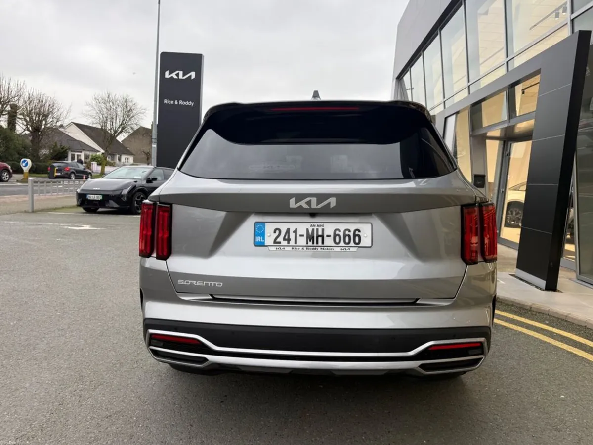 Kia Sorento DSL MY23 SAM 5DR Auto - Image 4