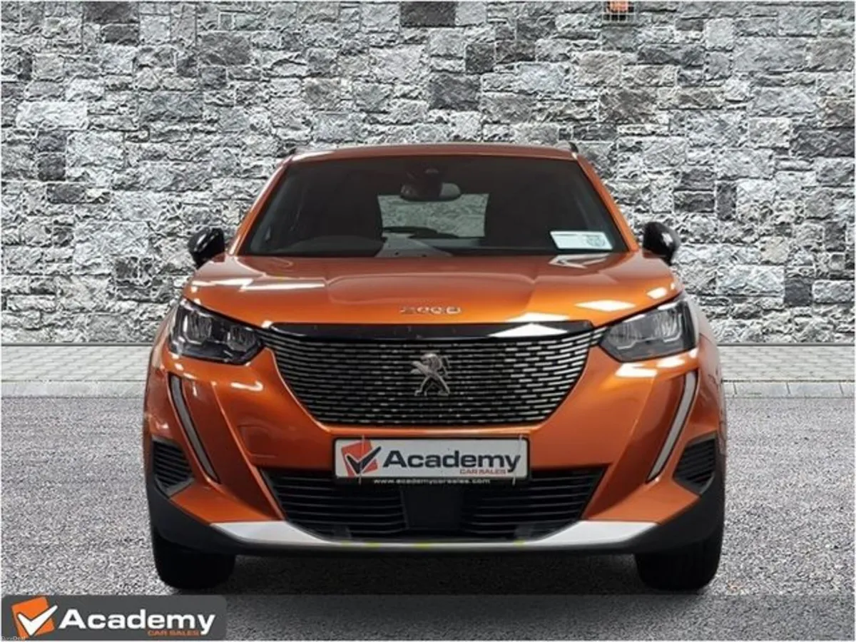 Peugeot 2008 Allure 1.2 **LOVELY SPEC** - Image 5