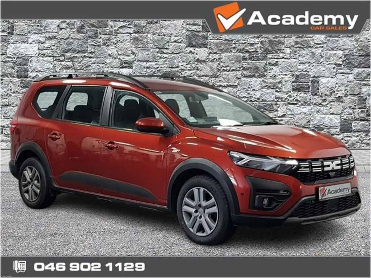 Dacia Jogger Expression TCE 7 SEATER - Image 1