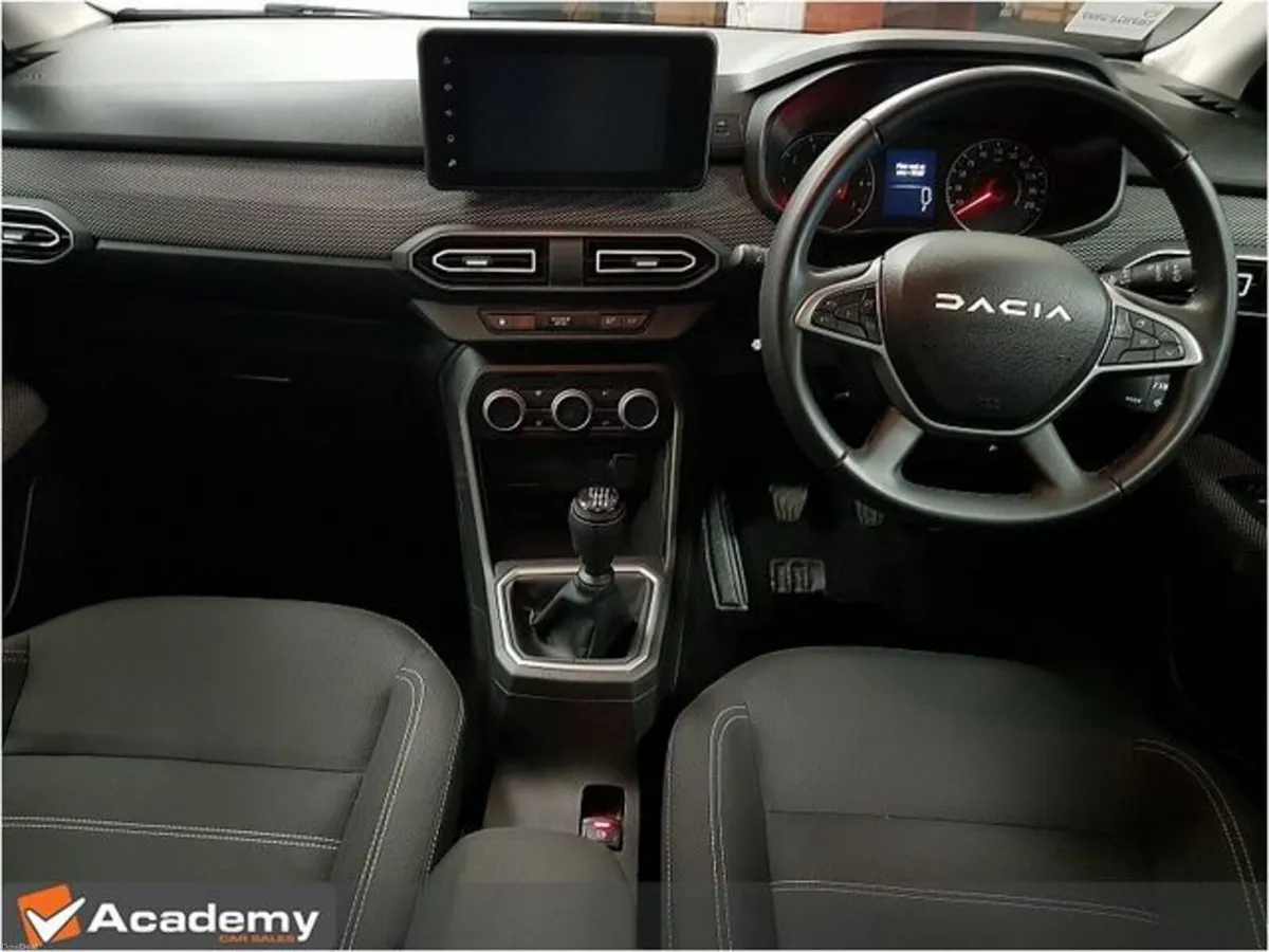 Dacia Jogger Expression TCE 7 SEATER - Image 2