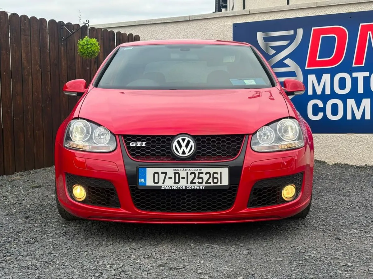 Volkswagen Golf GTI - DSG - 86KMS - Image 2