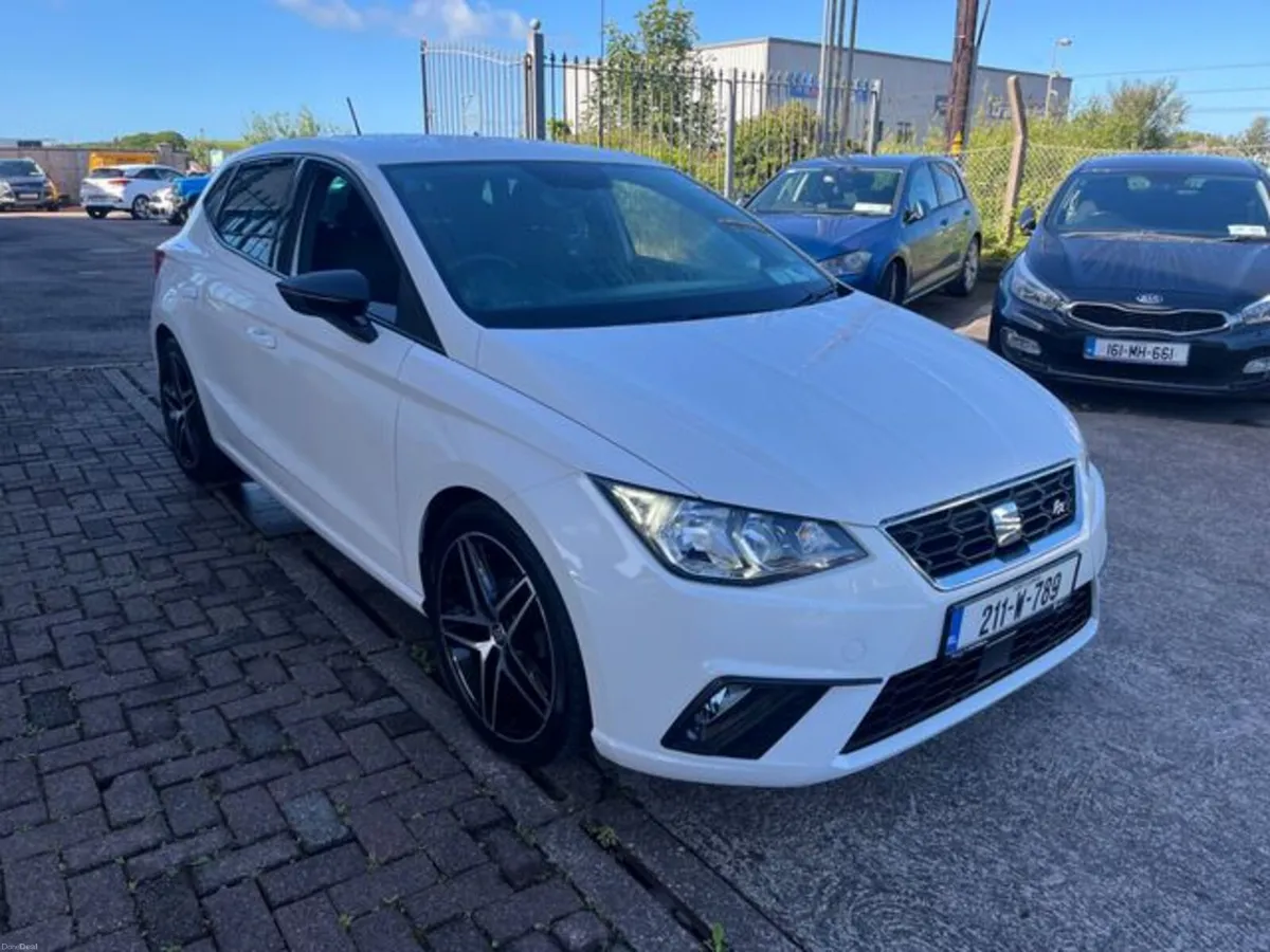 SEAT Ibiza 1.0tsi 95HP FR 5DR - Image 2