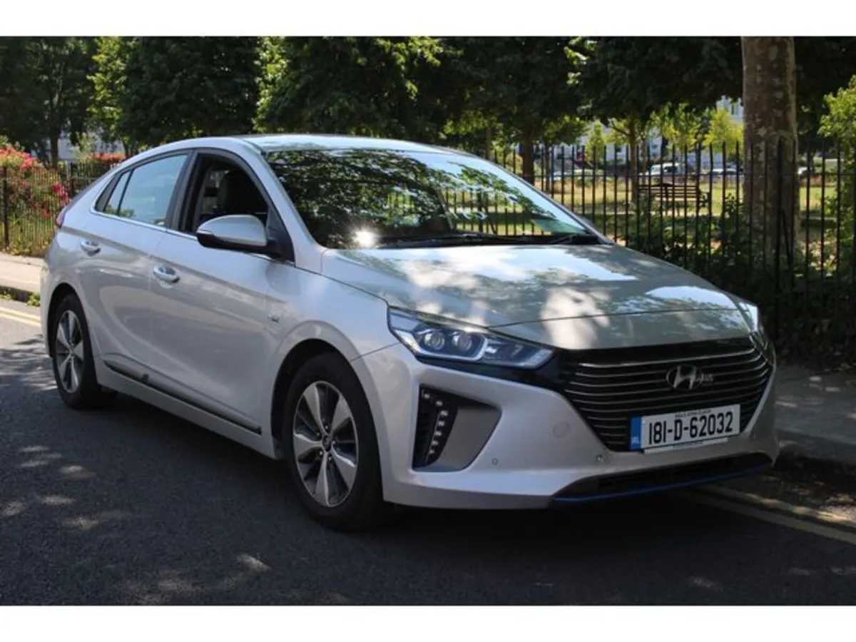 Hyundai IONIQ PREMIUM SE Plug In Hybrid - NCT 02/2 - Image 1