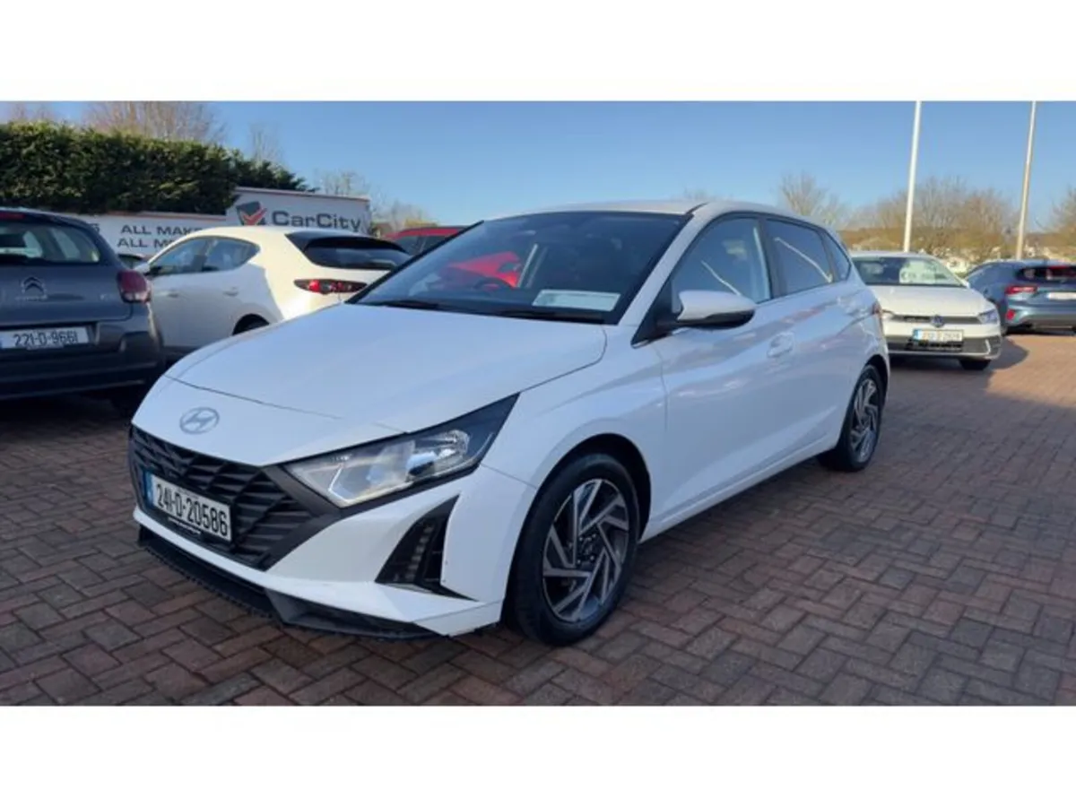 Hyundai i20 Deluxe Plus 5DR - Image 2