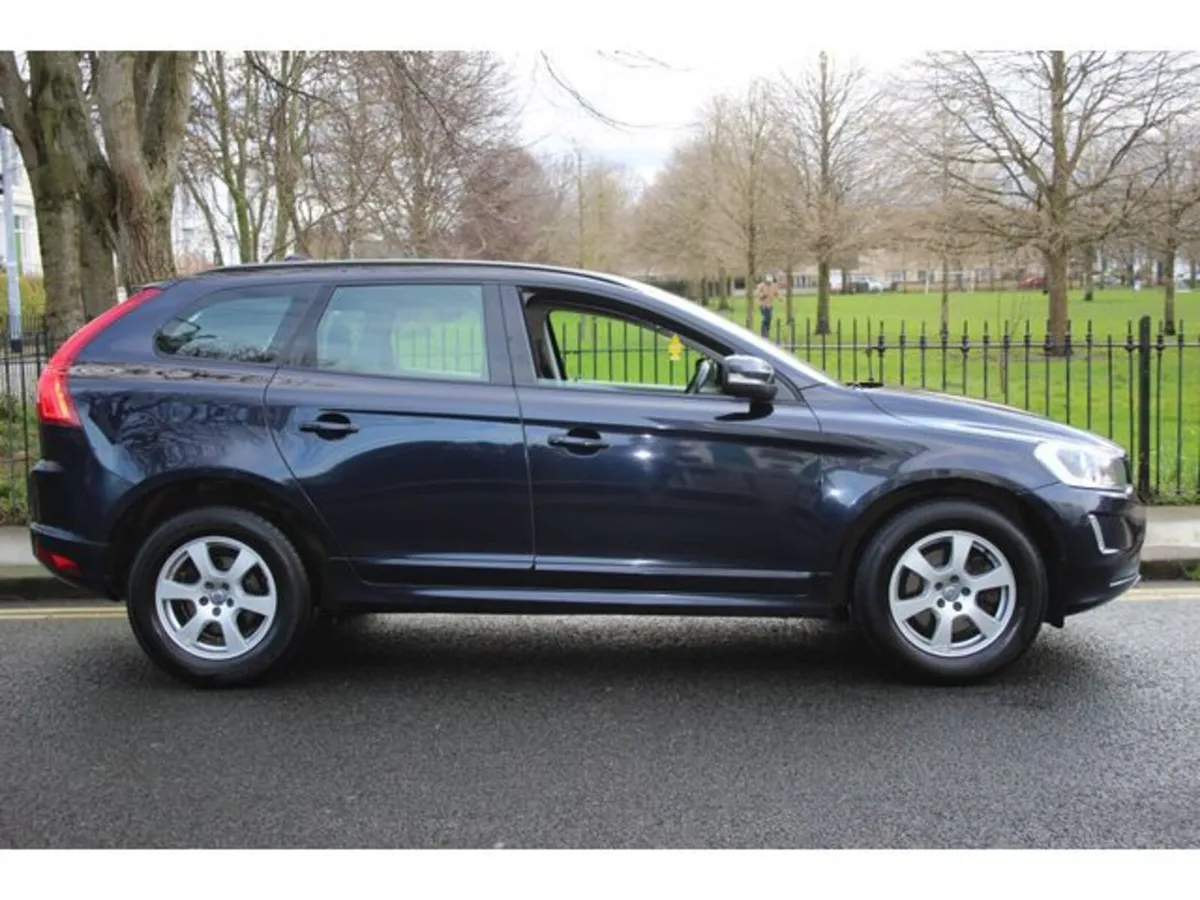 Volvo XC60 D3 FWD ES 5DR new NCT ! - Image 4