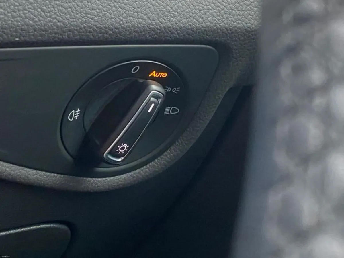 Volkswagen Touran Auto 7 Seats 1.4Tsi - Image 6