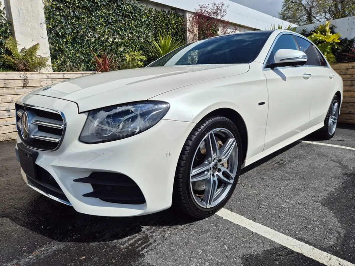 Mercedes-Benz E-Class E350 e PHEV / AVANTGARDE SPO - Image 1