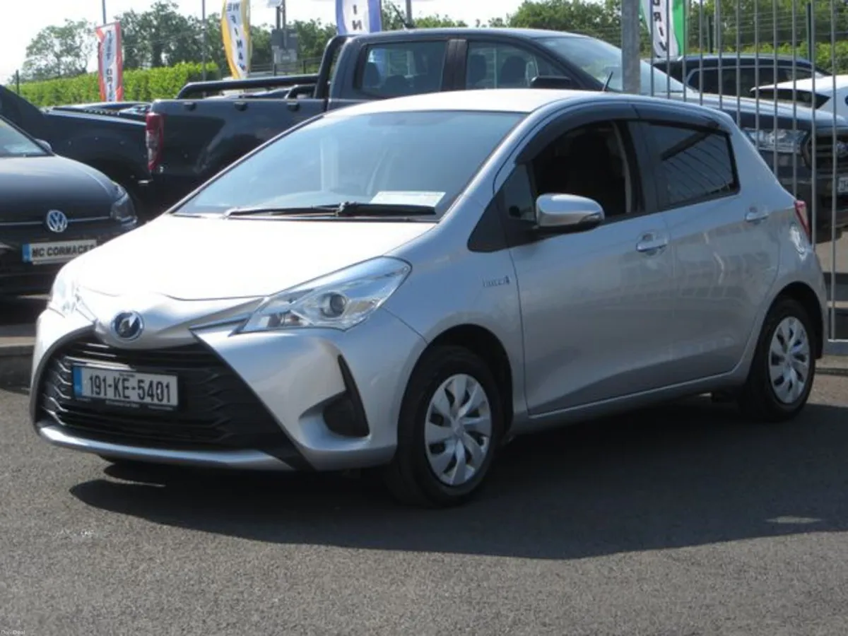 Toyota Vitz 1.5 HYBRID PETROL - Image 3