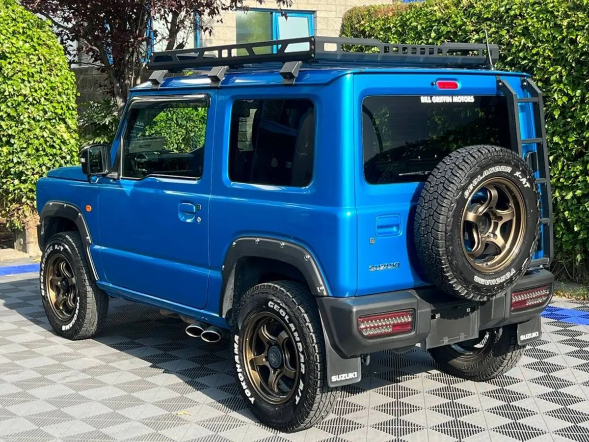 Suzuki Jimny 660cc 4WD AUTO // SELECTABLE 4WD LOW - Image 5