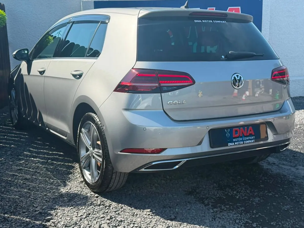 Volkswagen Golf HIGHLINE AUTO - 48 KMS - Image 5