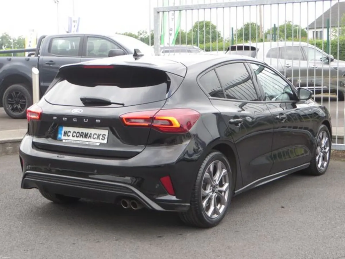 Ford Focus ST-LINE - Image 6