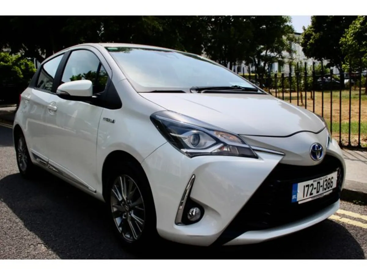 Toyota Yaris HY Hybrid SOL (w/grey) 4DR Auto, FSH - Image 2